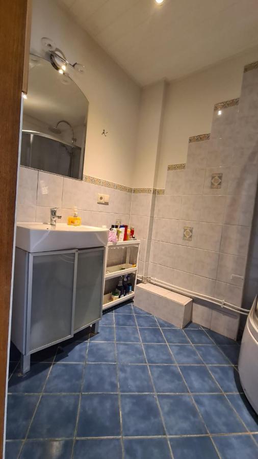 Spacious Condo 5 Min To Jurmala Beach Exterior photo